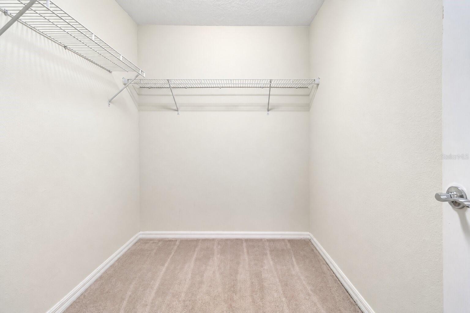 7312 Oakmoss Loop Property Photo 19