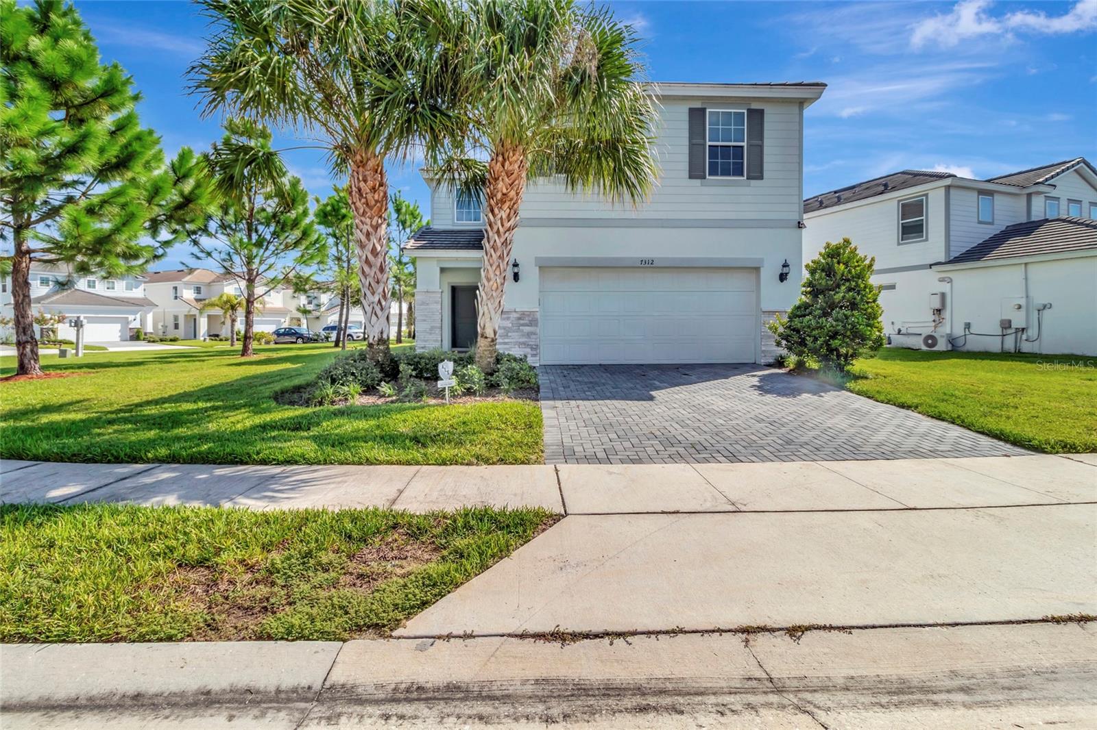 7312 Oakmoss Loop Property Photo 40