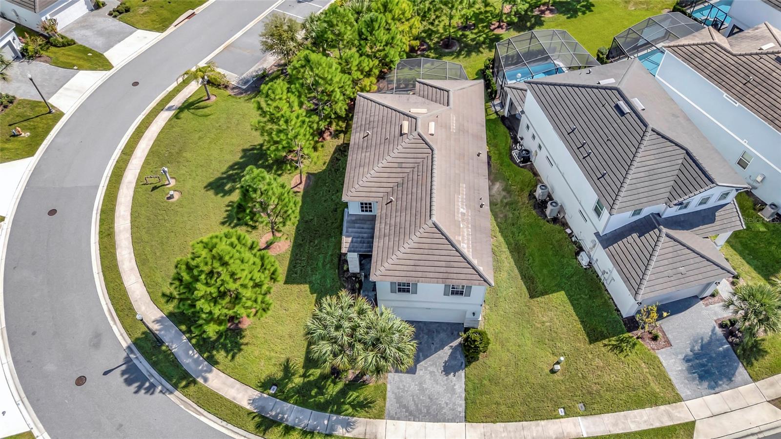7312 Oakmoss Loop Property Photo 45