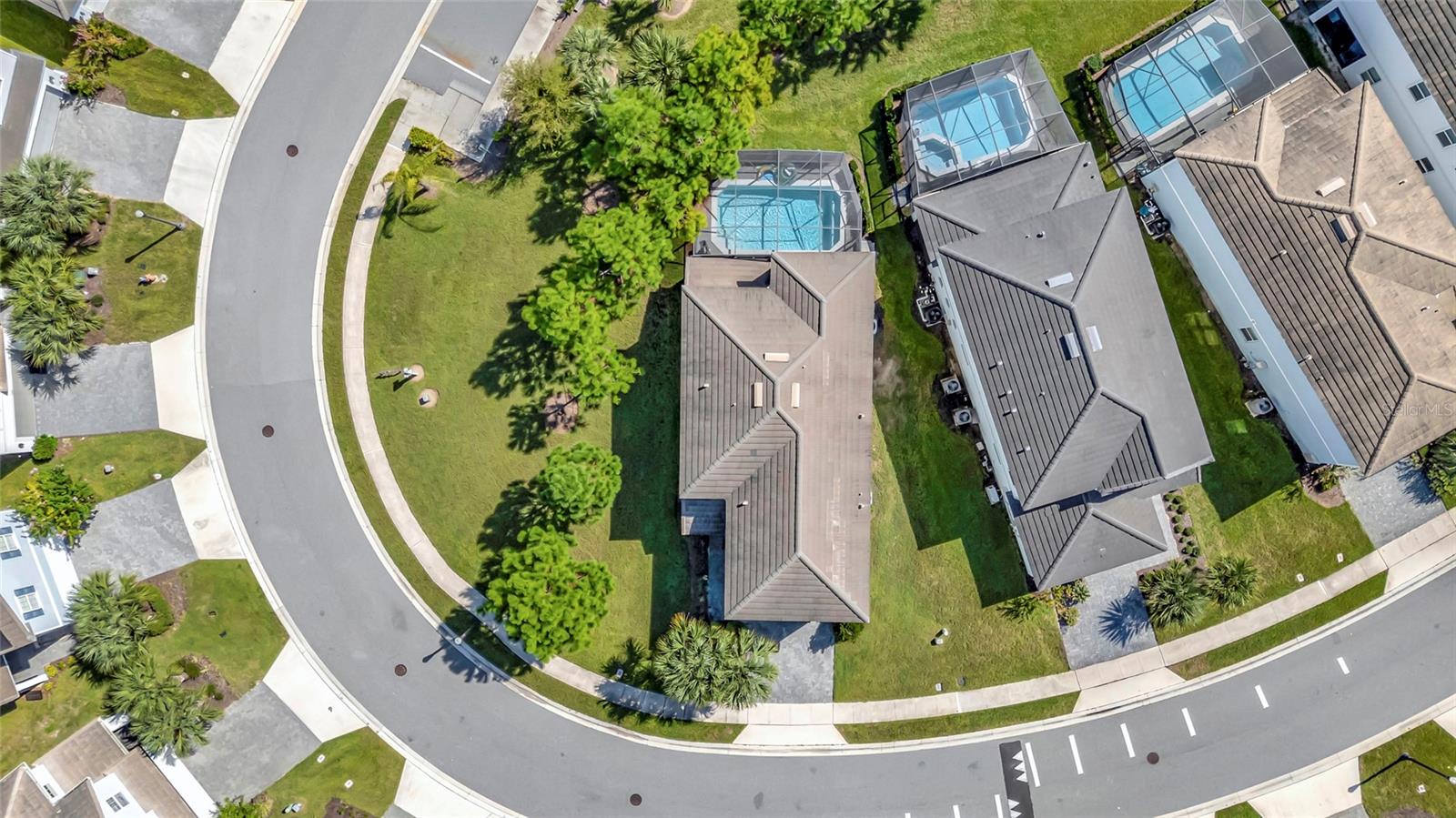 7312 Oakmoss Loop Property Photo 46