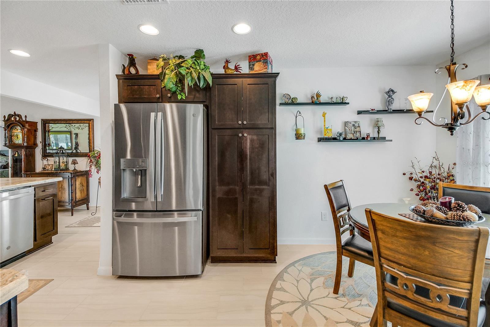 939 Ebling Loop Property Photo 13