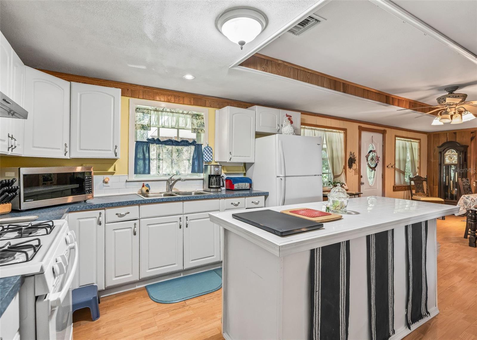1295 N Us 301 Property Photo 13