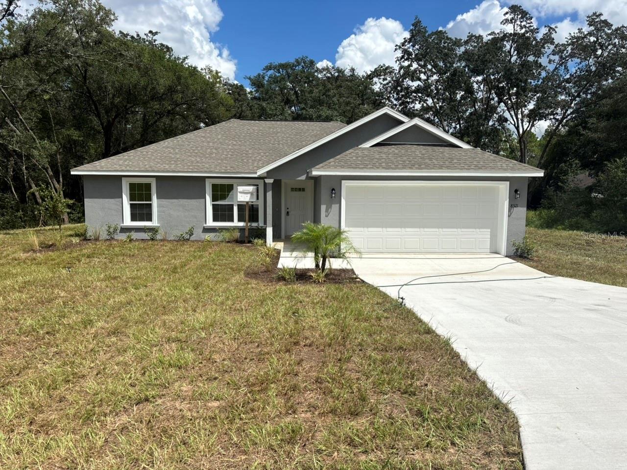 8321 N VINCE DR Property Photo 1