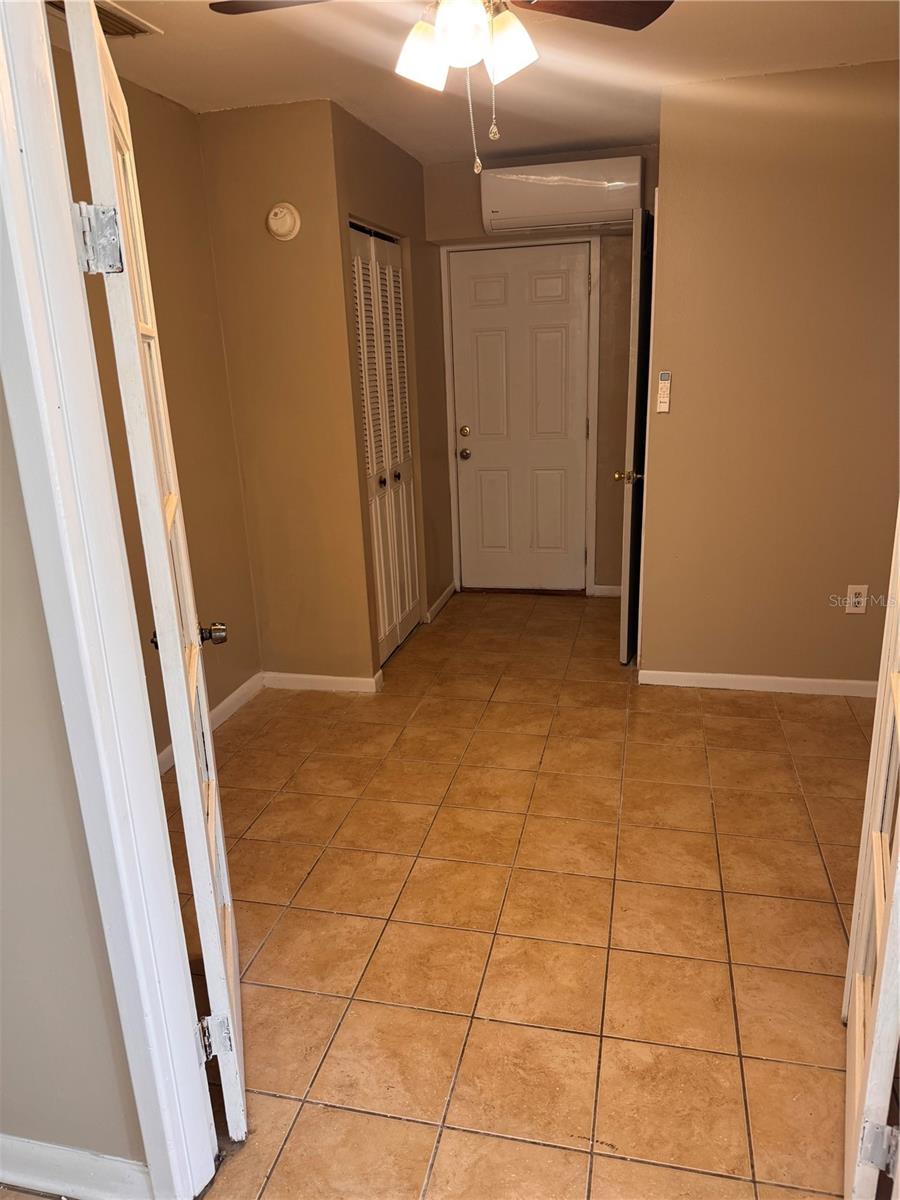 1224 E 1st Ave #1226 Property Photo 4