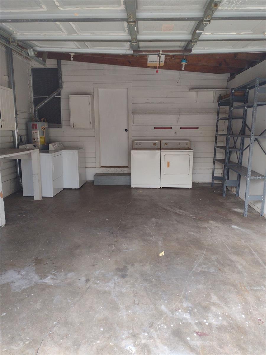 320 S 4th St Property Photo 16