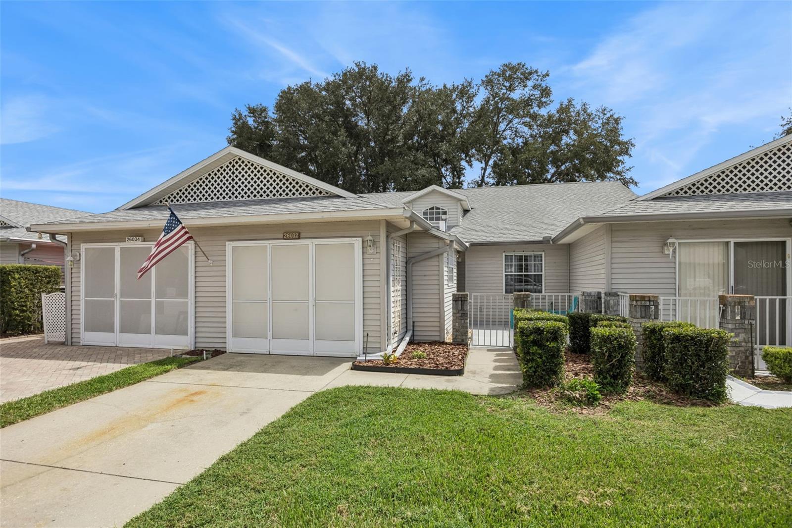 26032 Newcombe Cir Property Photo 1