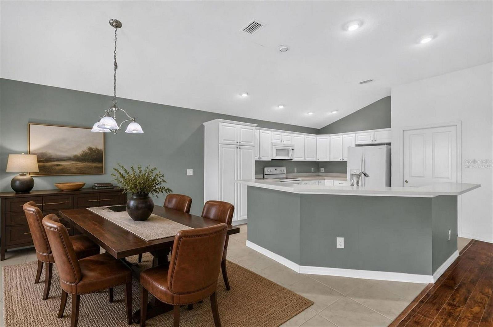 G5117683 Property Photo 24