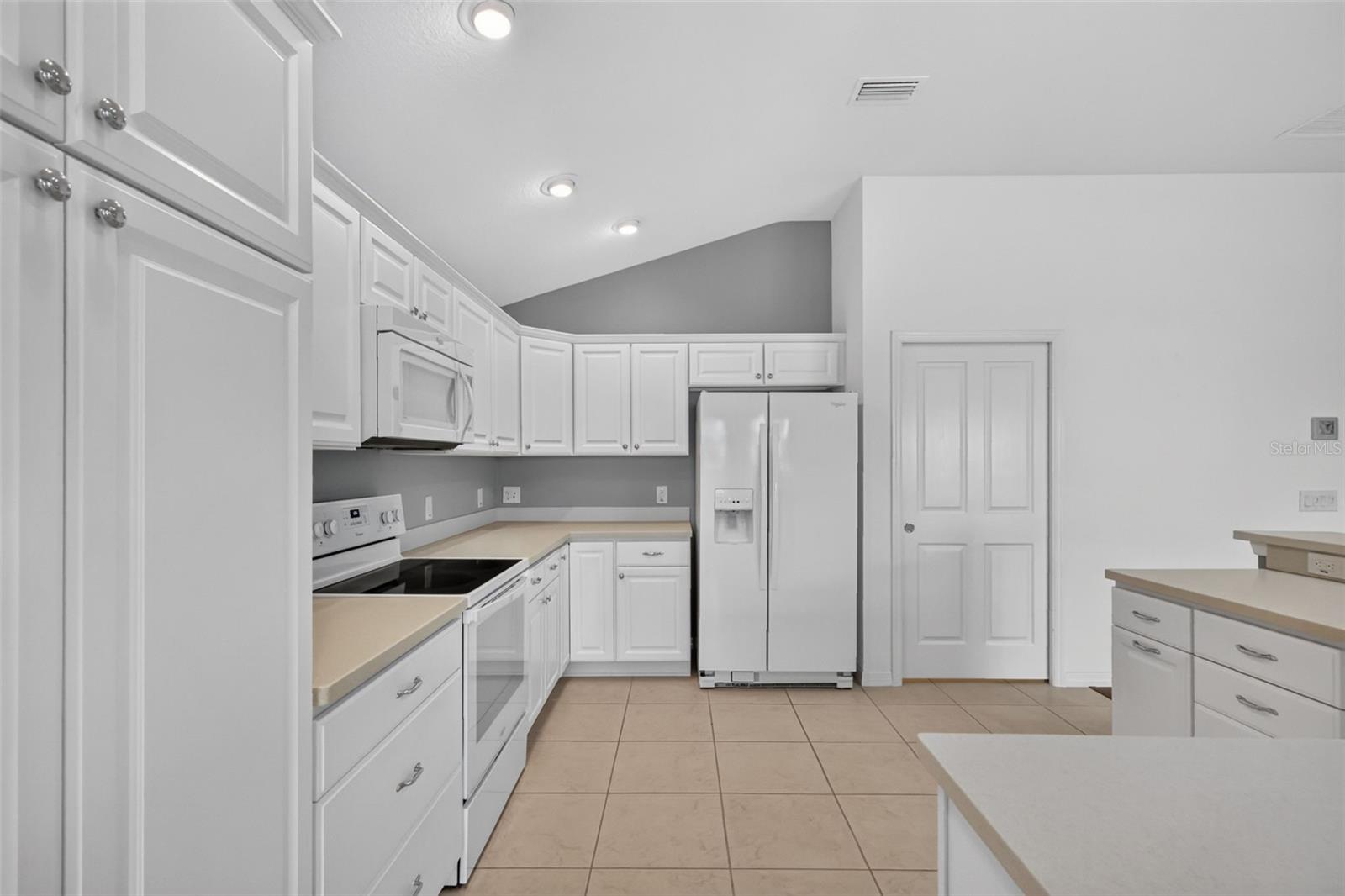 G5117683 Property Photo 26