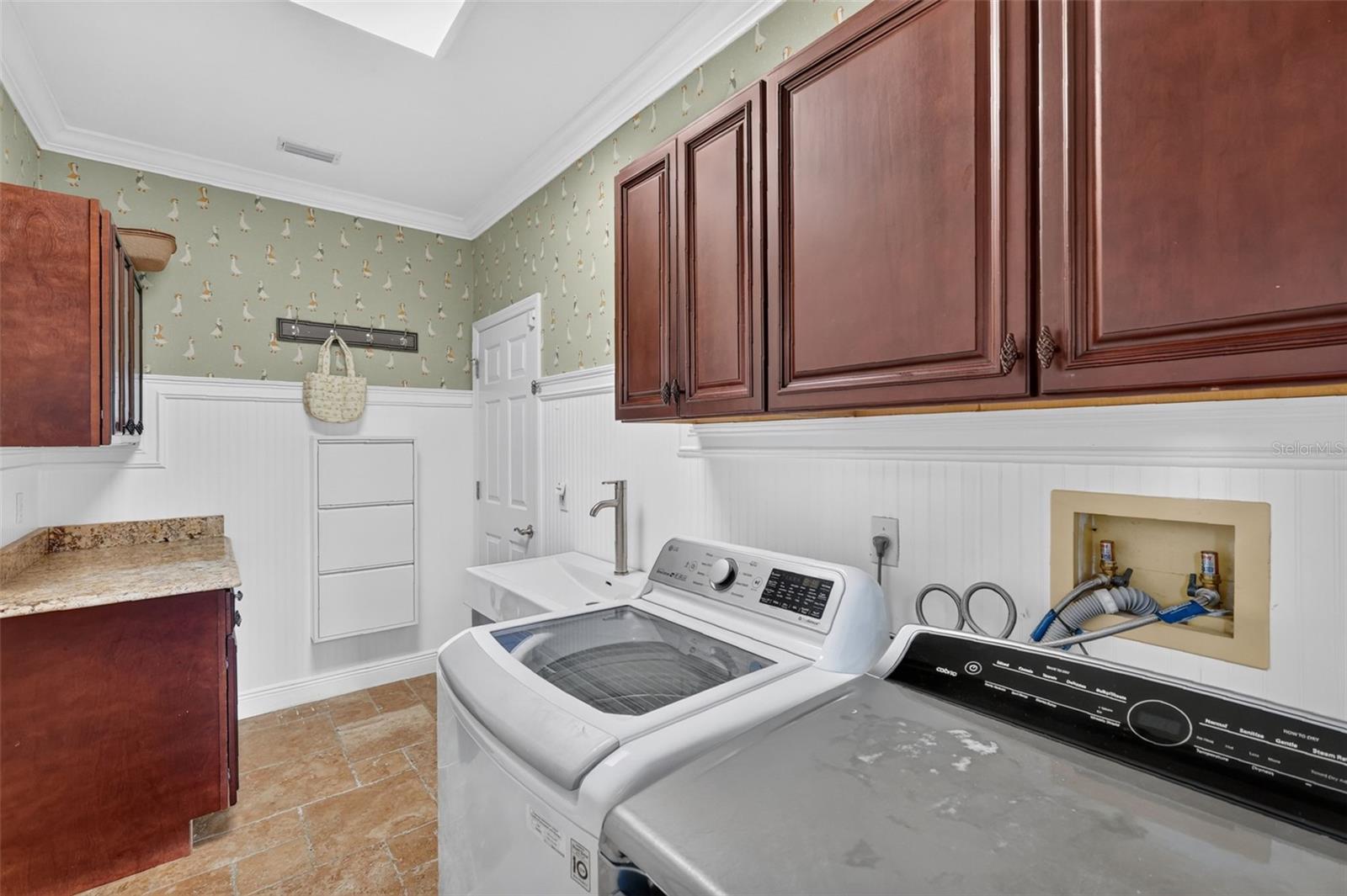 1812 Lake Francis Dr Property Photo 32