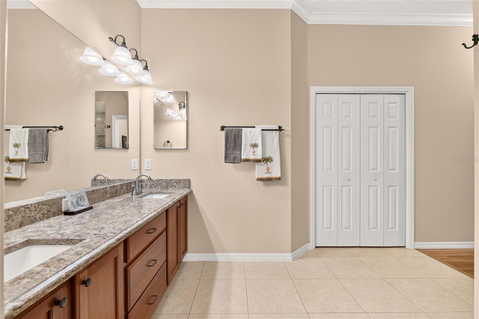 1705 Mount Croghan Trl Property Photo 28