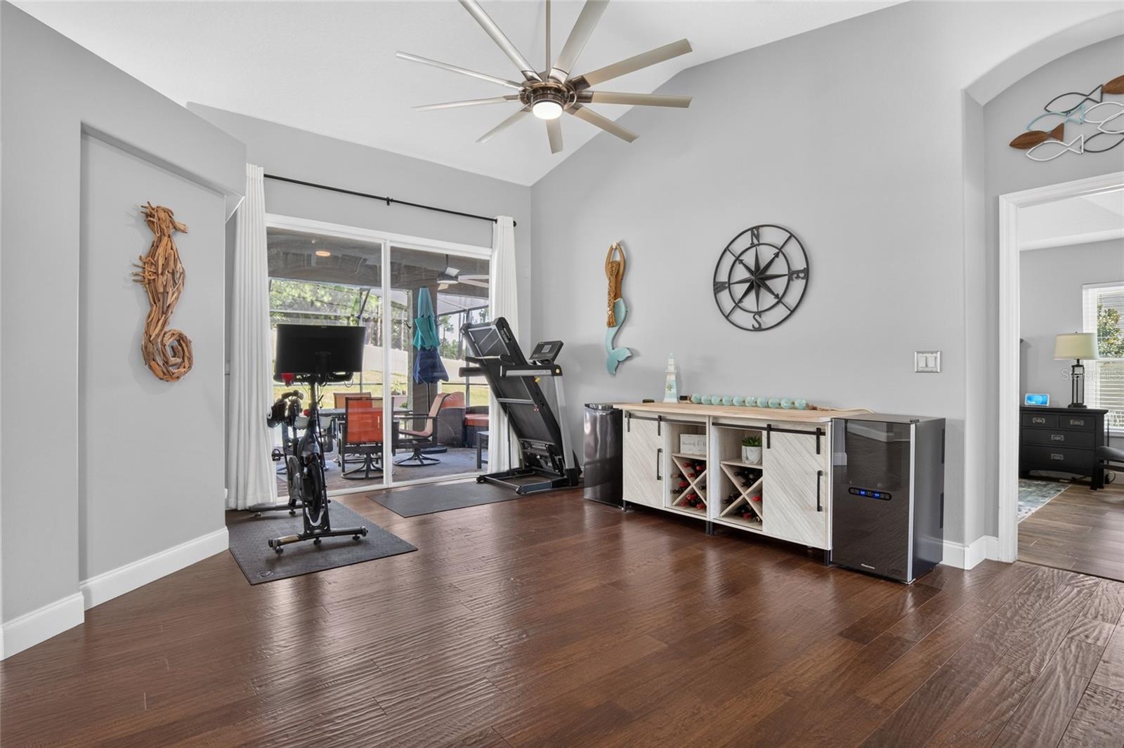 12902 Colonnade Cir Property Photo 17