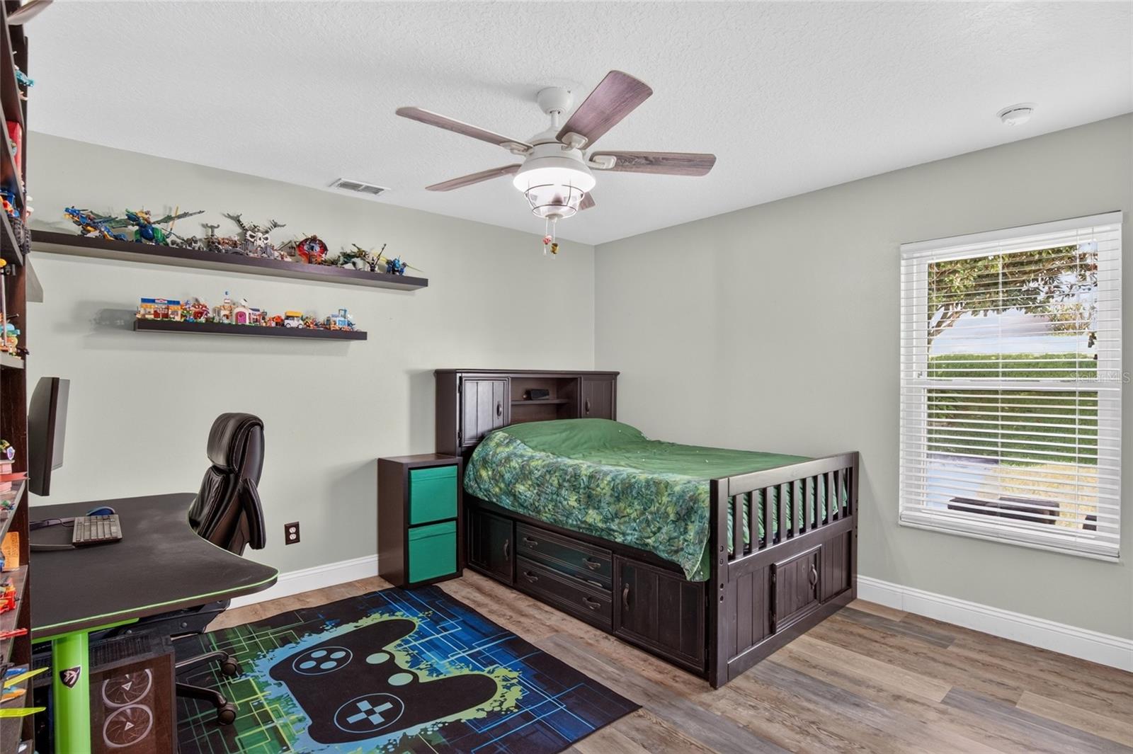12902 Colonnade Cir Property Photo 20