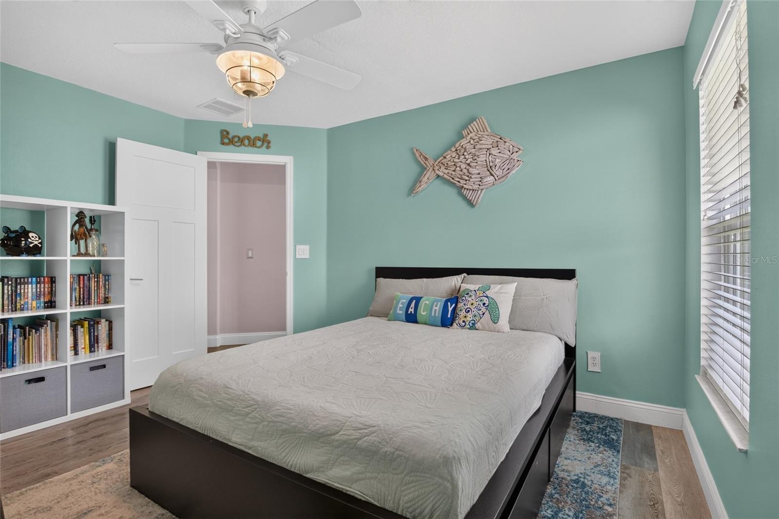 12902 Colonnade Cir Property Photo 22