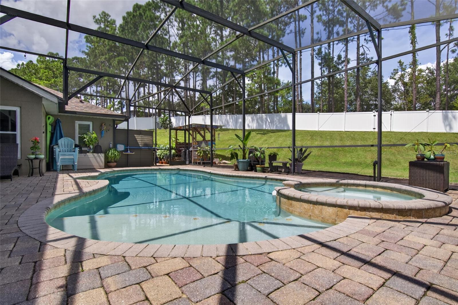 12902 Colonnade Cir Property Photo 25