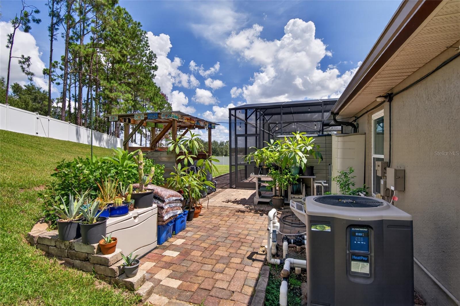 12902 Colonnade Cir Property Photo 28