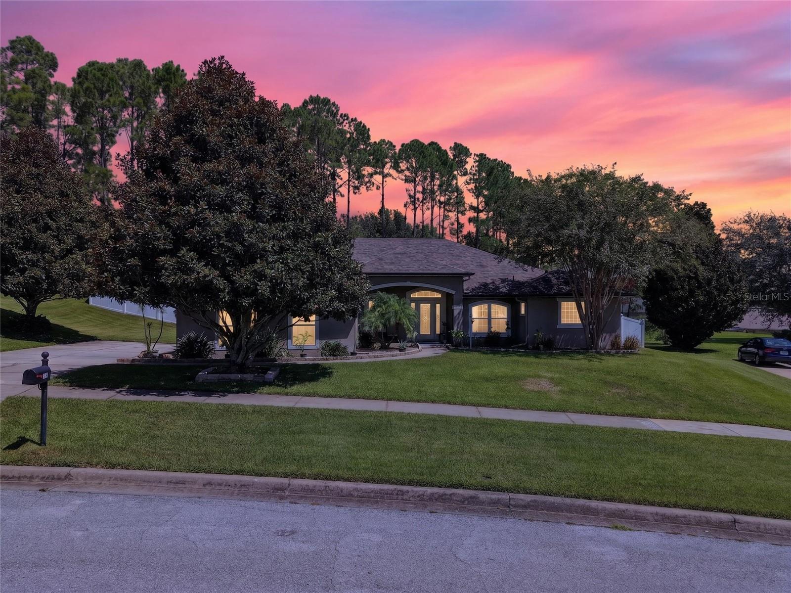 12902 Colonnade Cir Property Photo 34