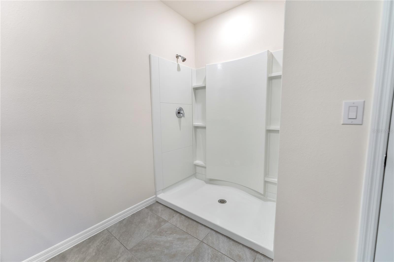 320 Guadlupe St Property Photo 16
