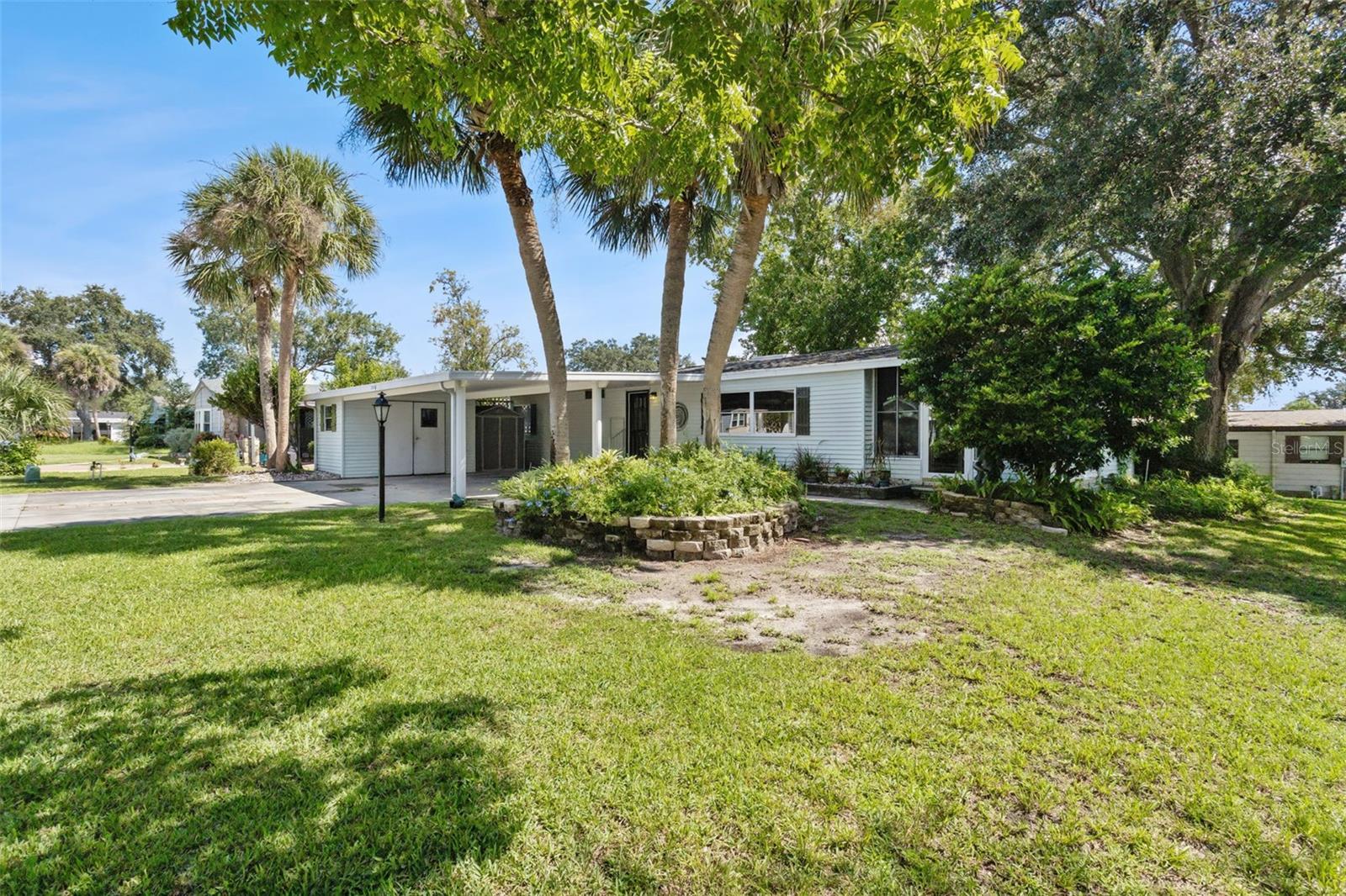 25040 BETTON HL Property Photo 1