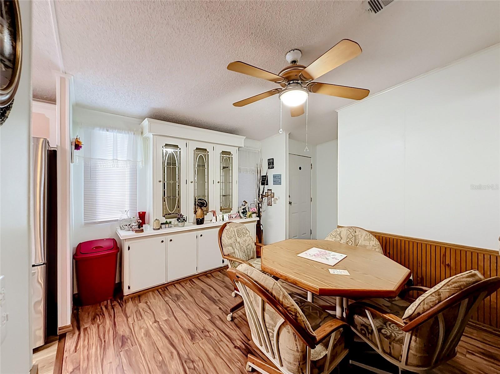 1559 Nassau Cir Property Photo 9