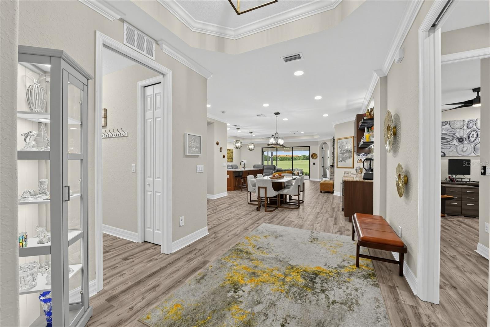 5939 Brandon Run Property Photo 2
