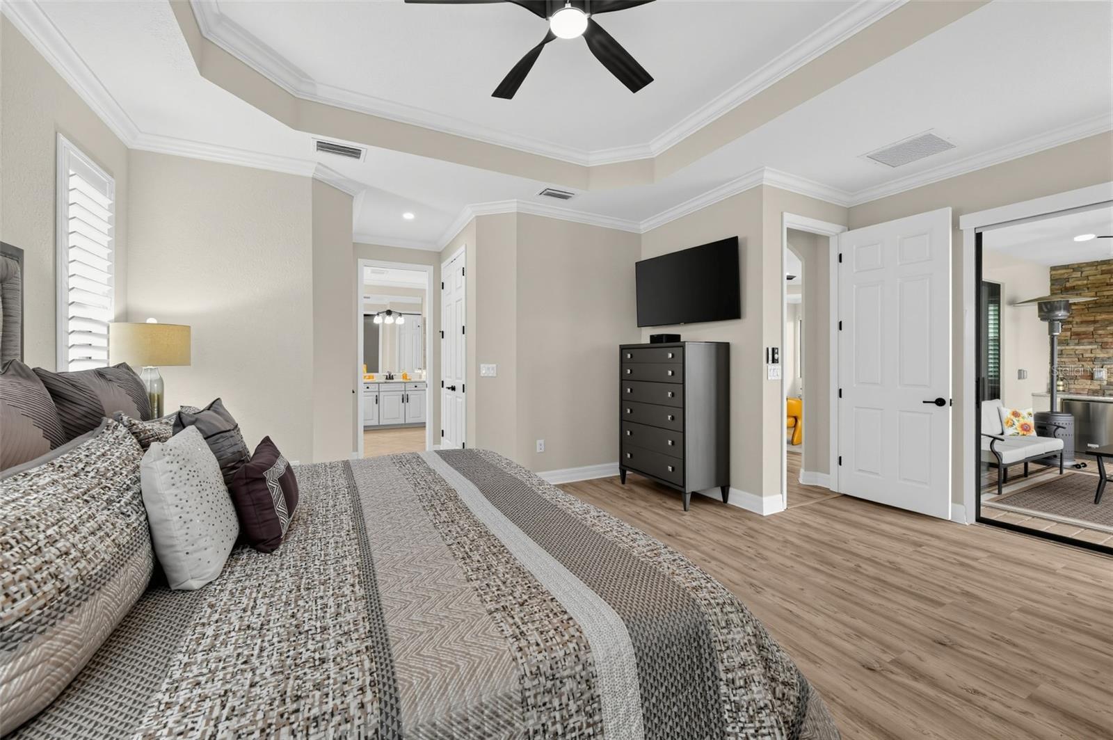 5939 Brandon Run Property Photo 16