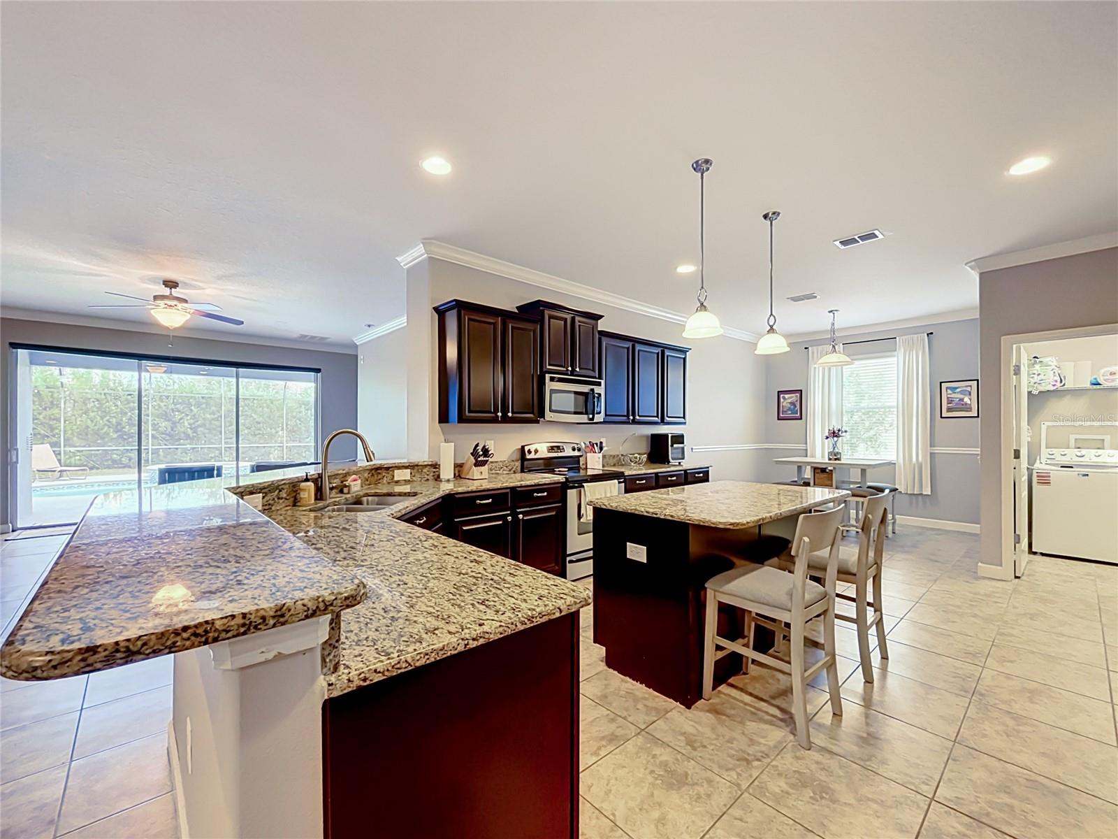 3512 Cortland Dr Property Photo 5