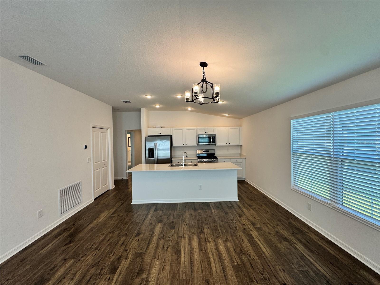 2224 Mansell Path Property Photo 5
