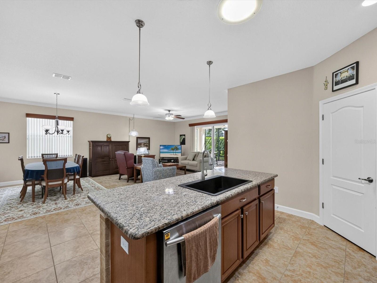3643 Limestone St Property Photo 13