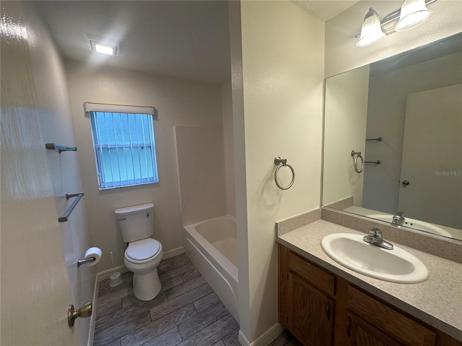 809 Dennis Ave Property Photo 11