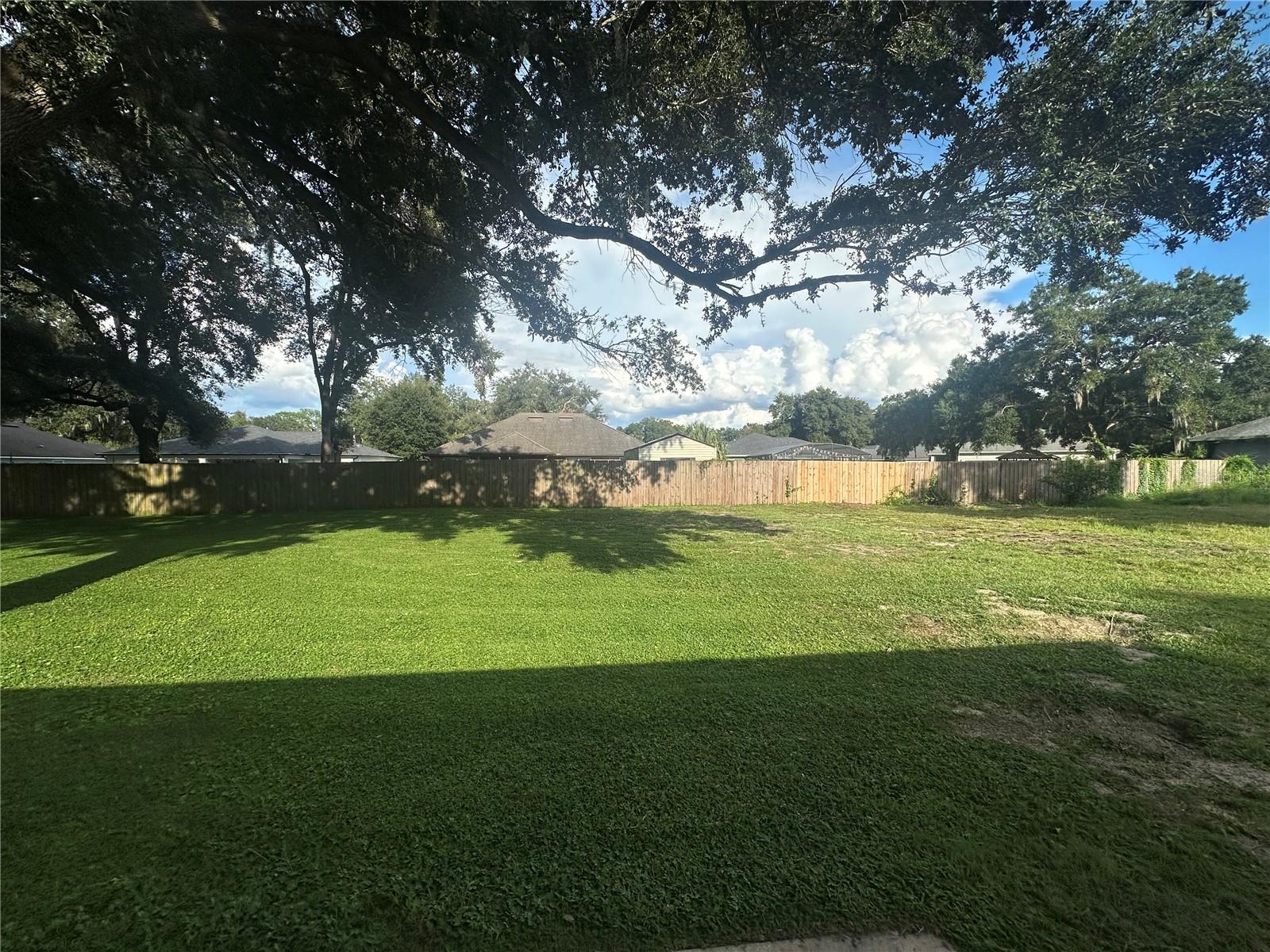 809 Dennis Ave Property Photo 15