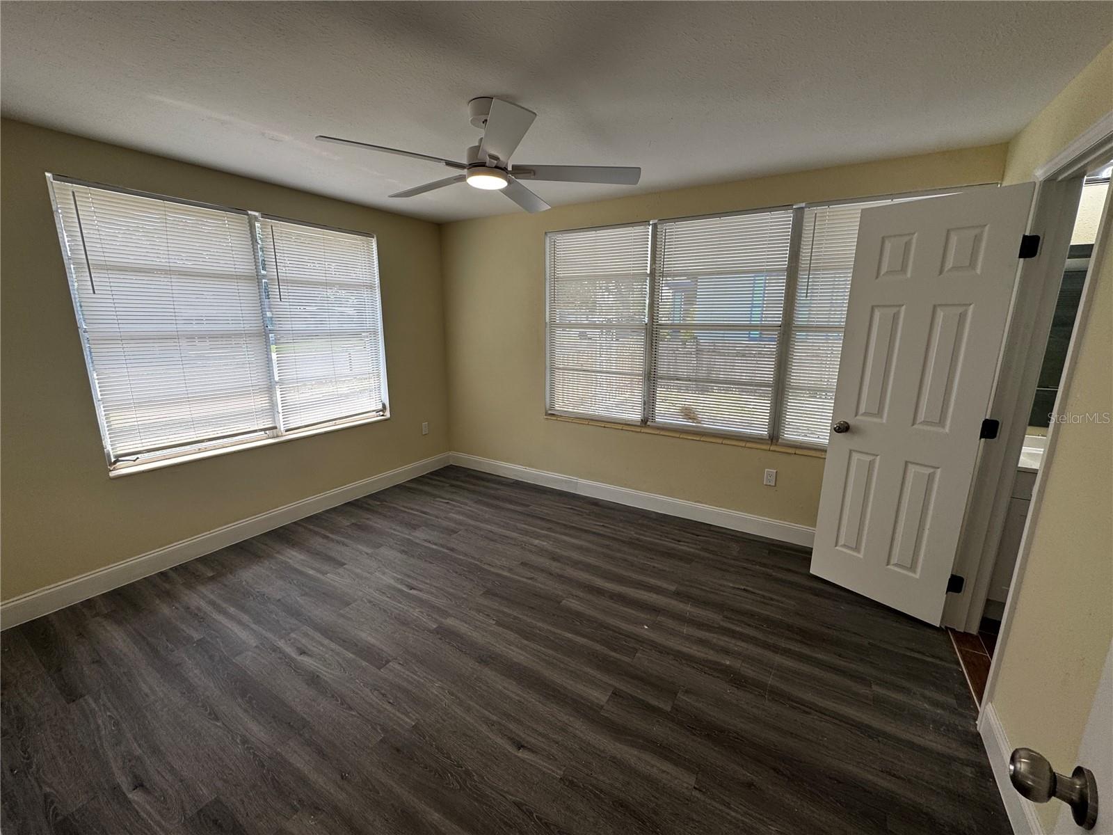 1610 Crest Ave Property Photo 7
