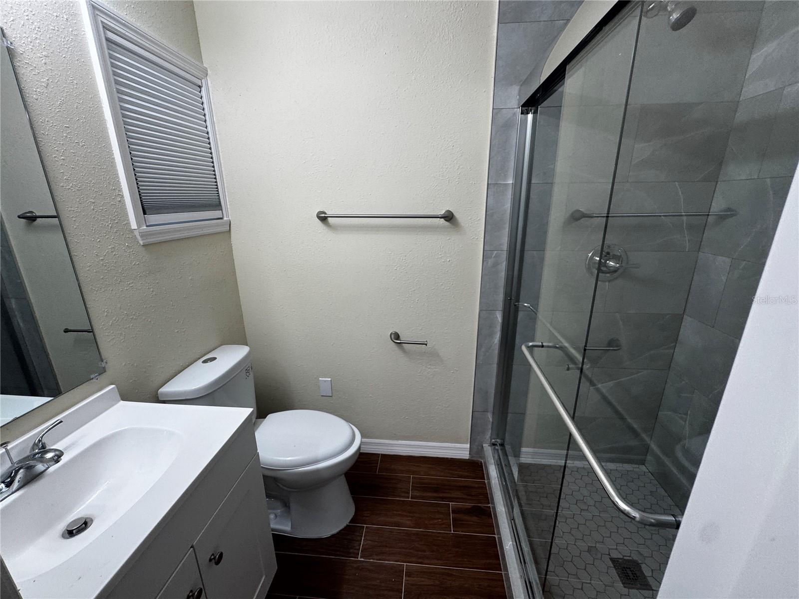 1610 Crest Ave Property Photo 9
