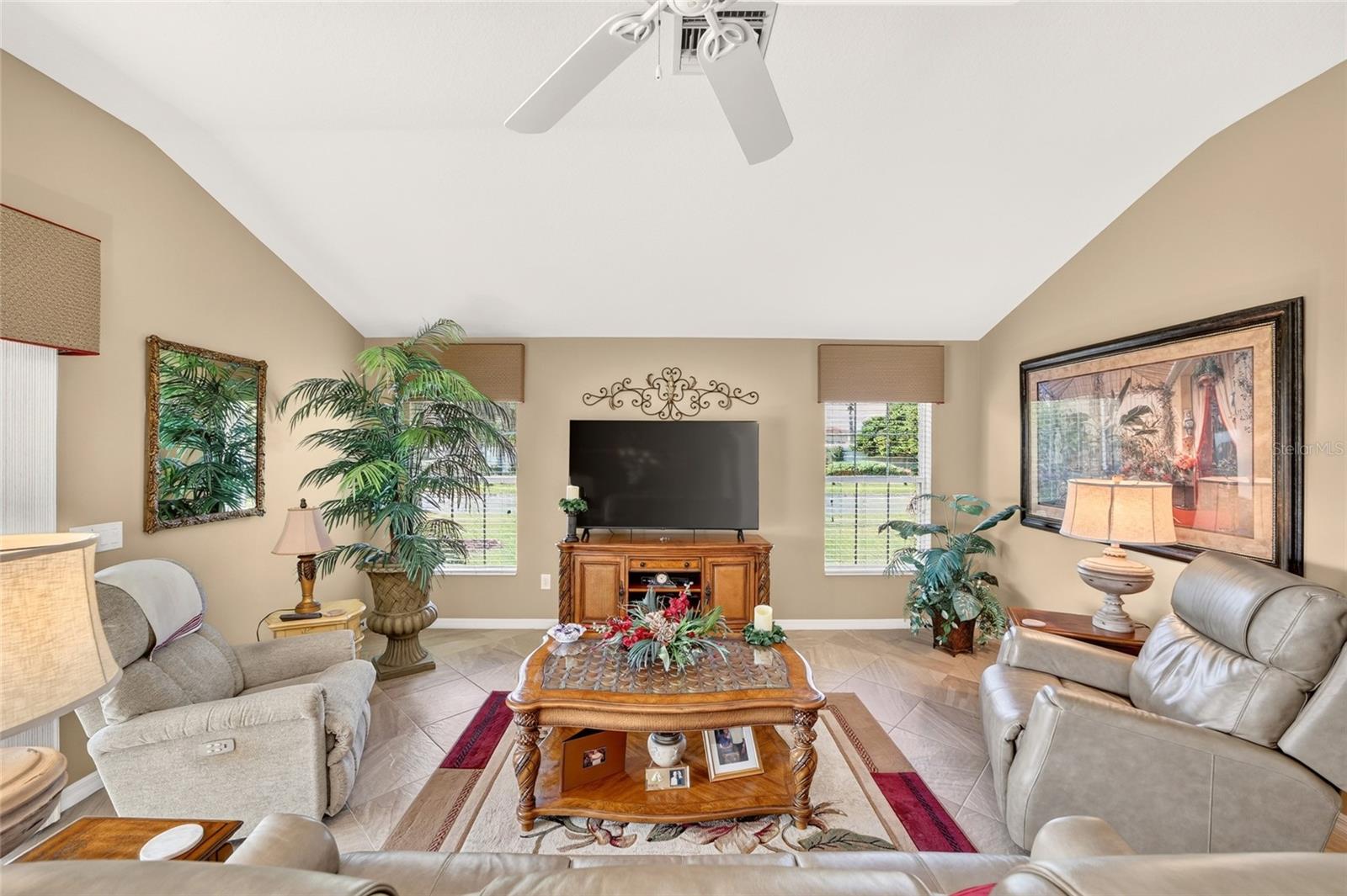 1645 Hollow Branch Way Property Photo 13