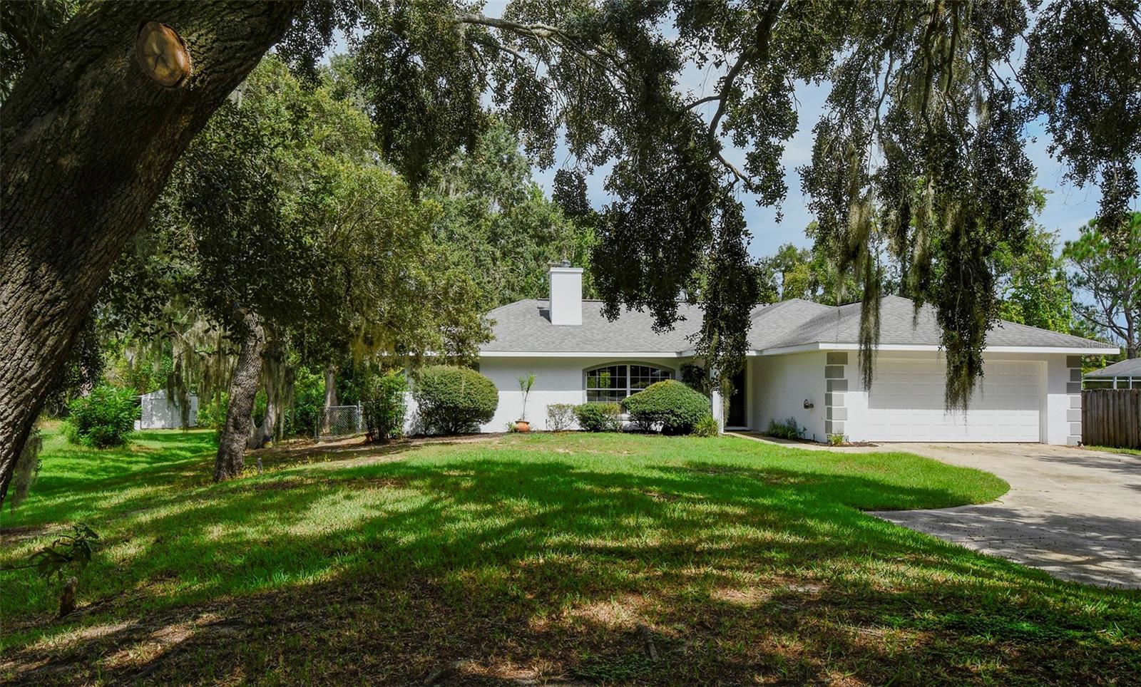 12525 Pine Glen Dr Property Photo 1