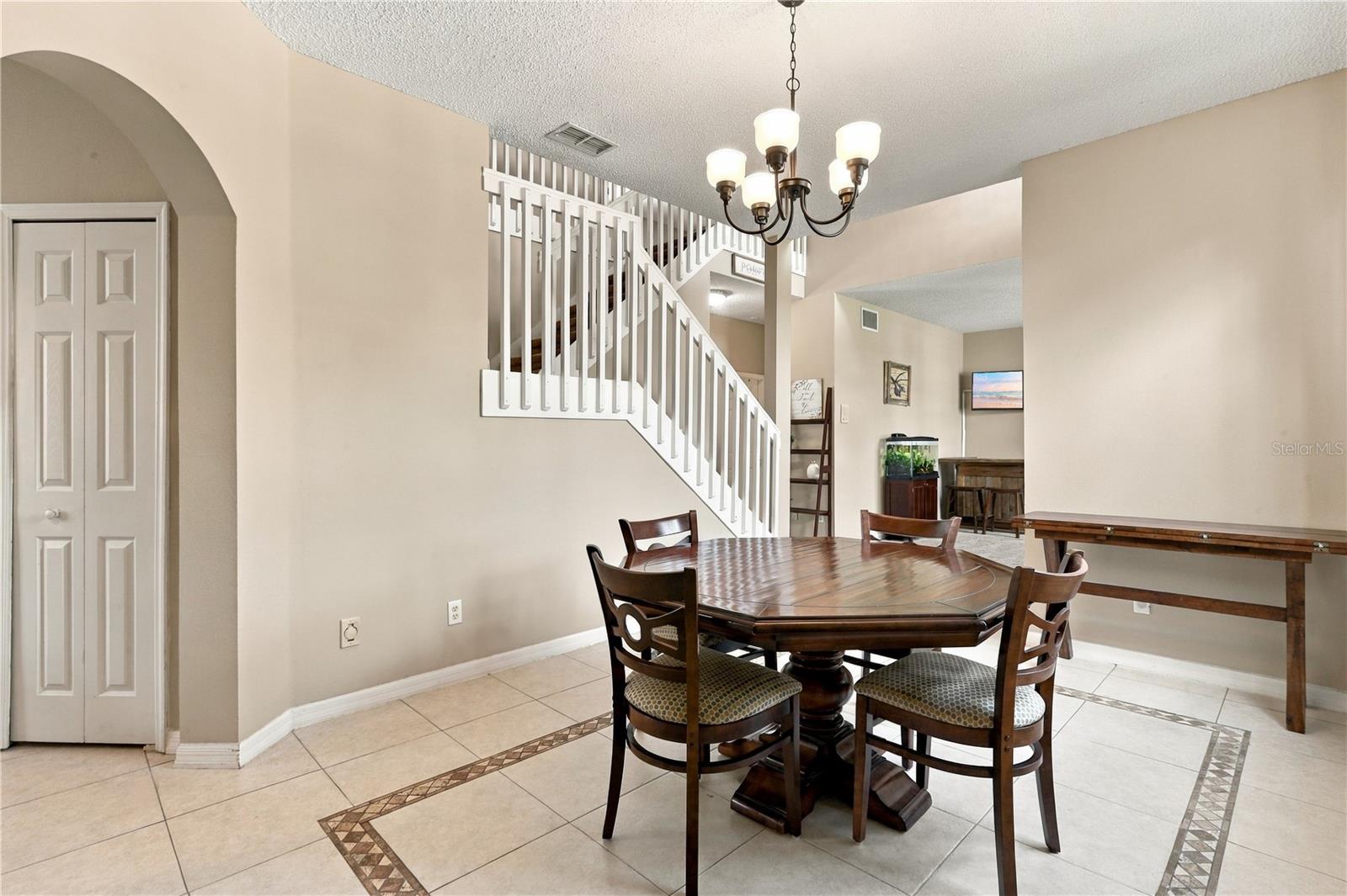 1367 Osprey Way Property Photo 6