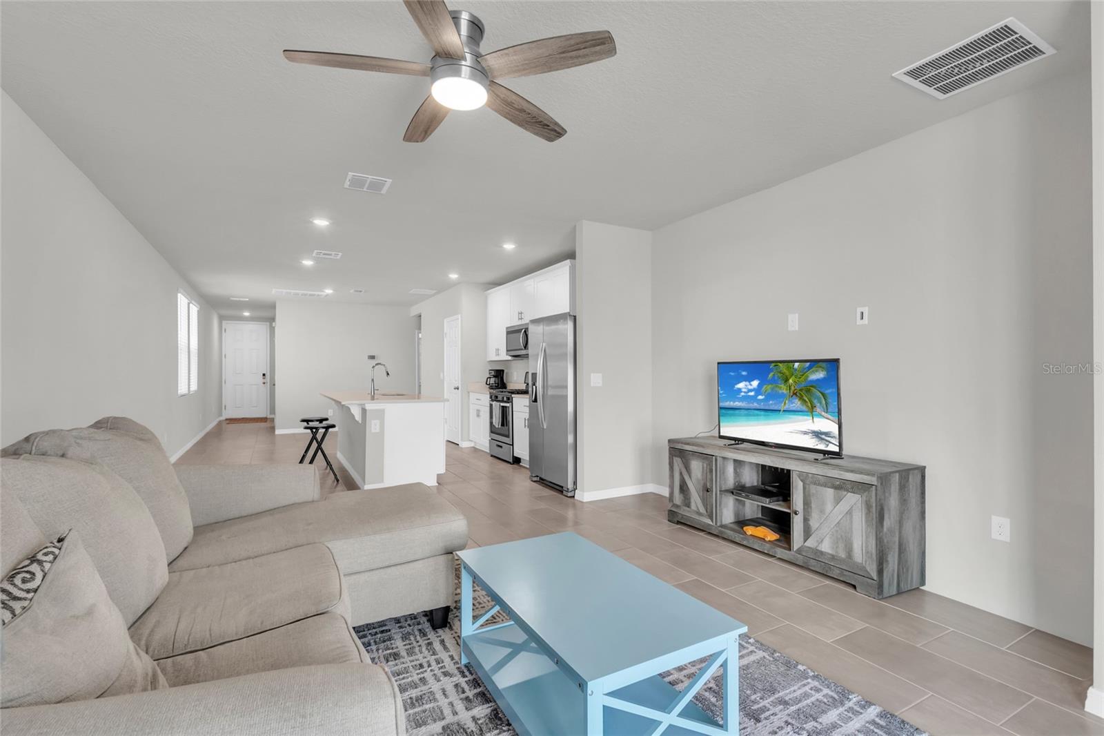 3916 Brant Pl Property Photo 5