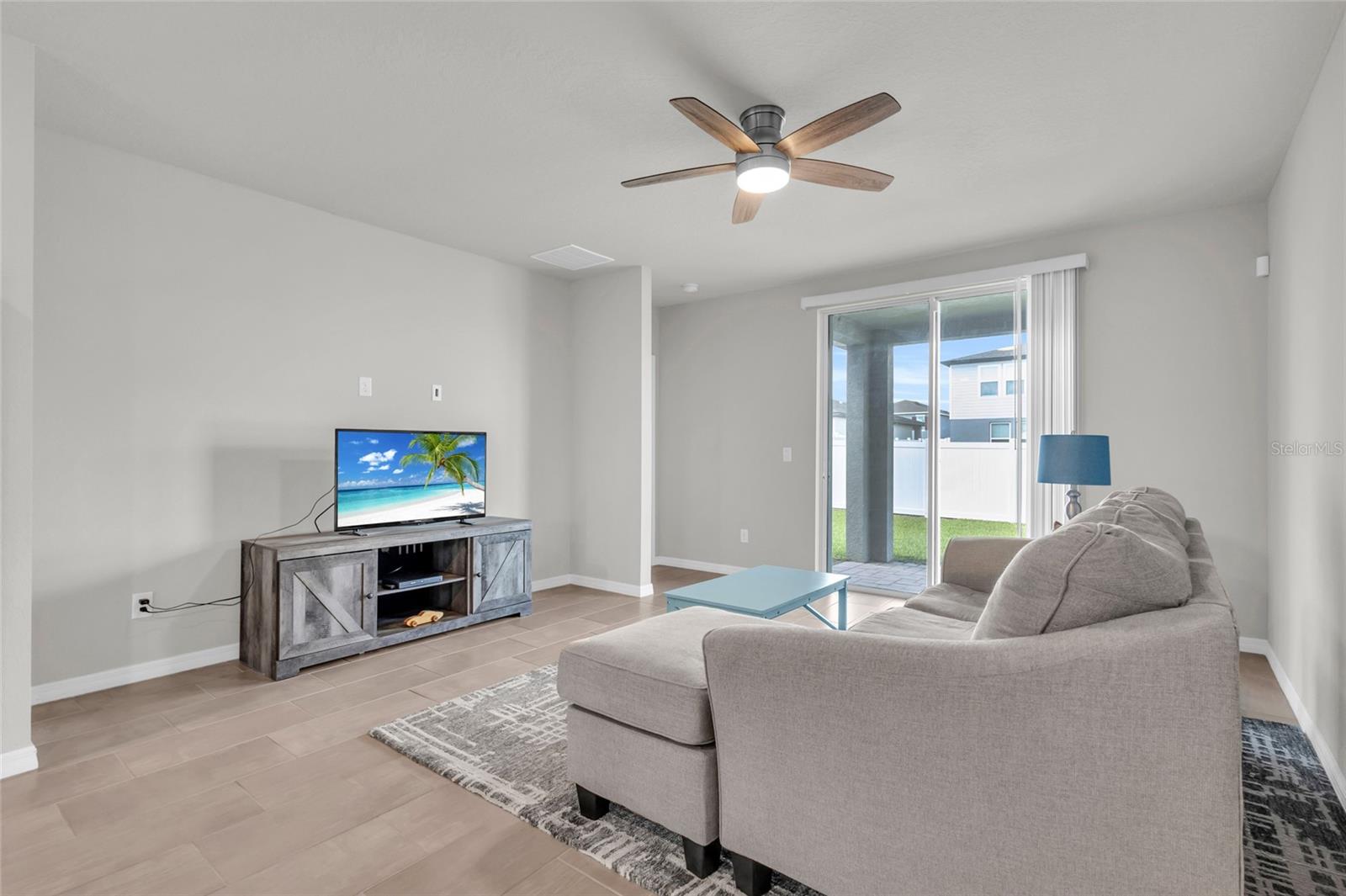 3916 Brant Pl Property Photo 6