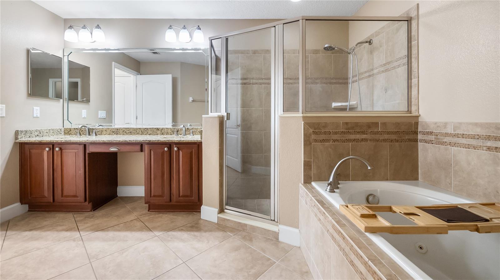 1093 Harmony Ln Property Photo 24