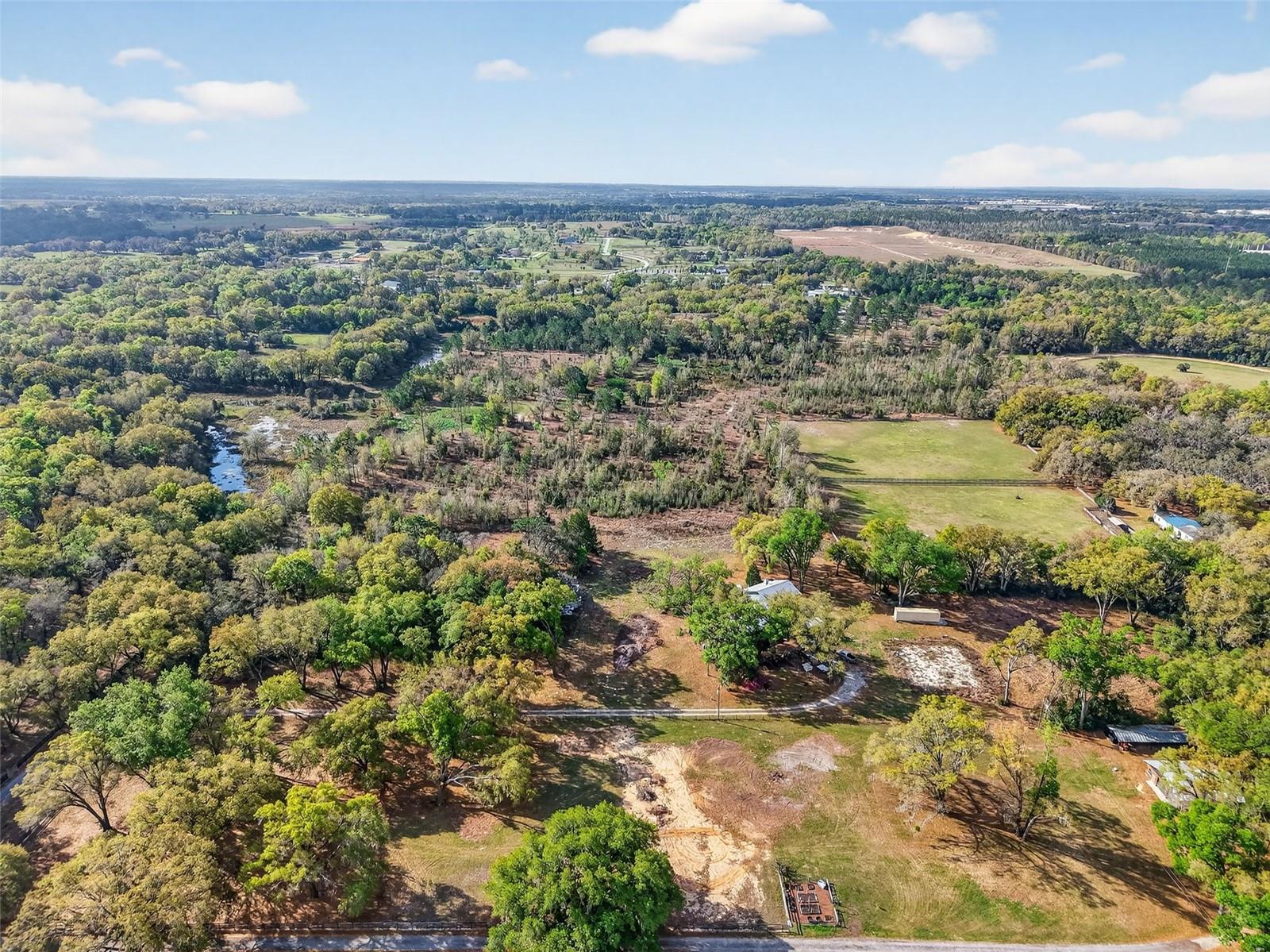 Island Pond Ln Property Photo 14