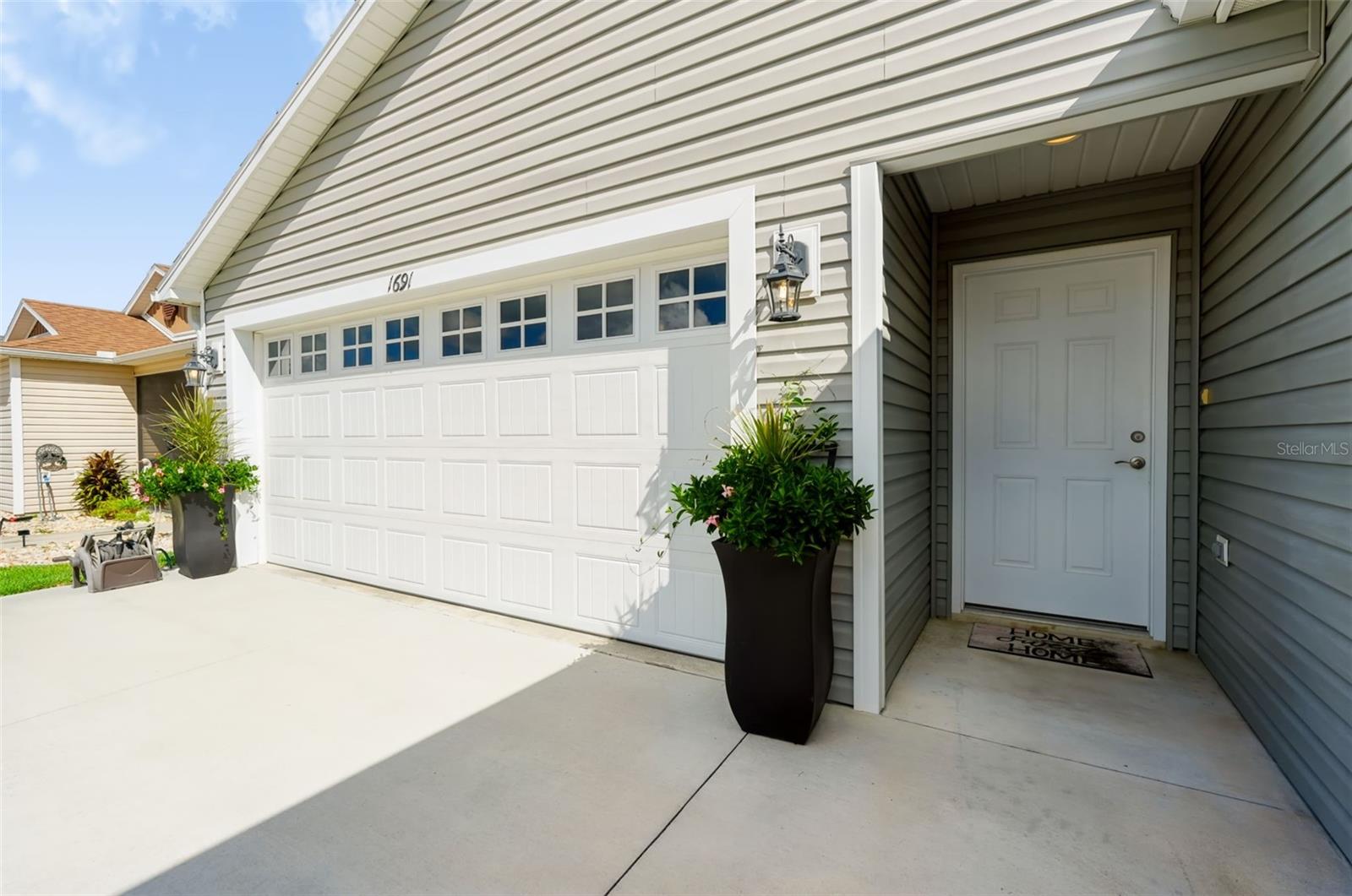 1691 Schau St Property Photo 48