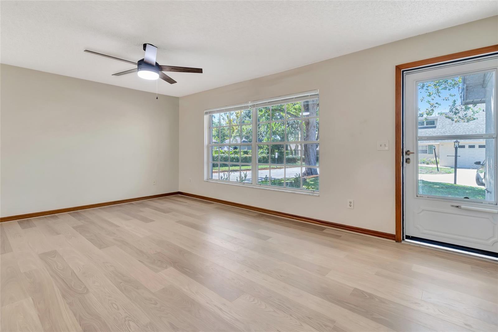 1483 Disston Property Photo 6