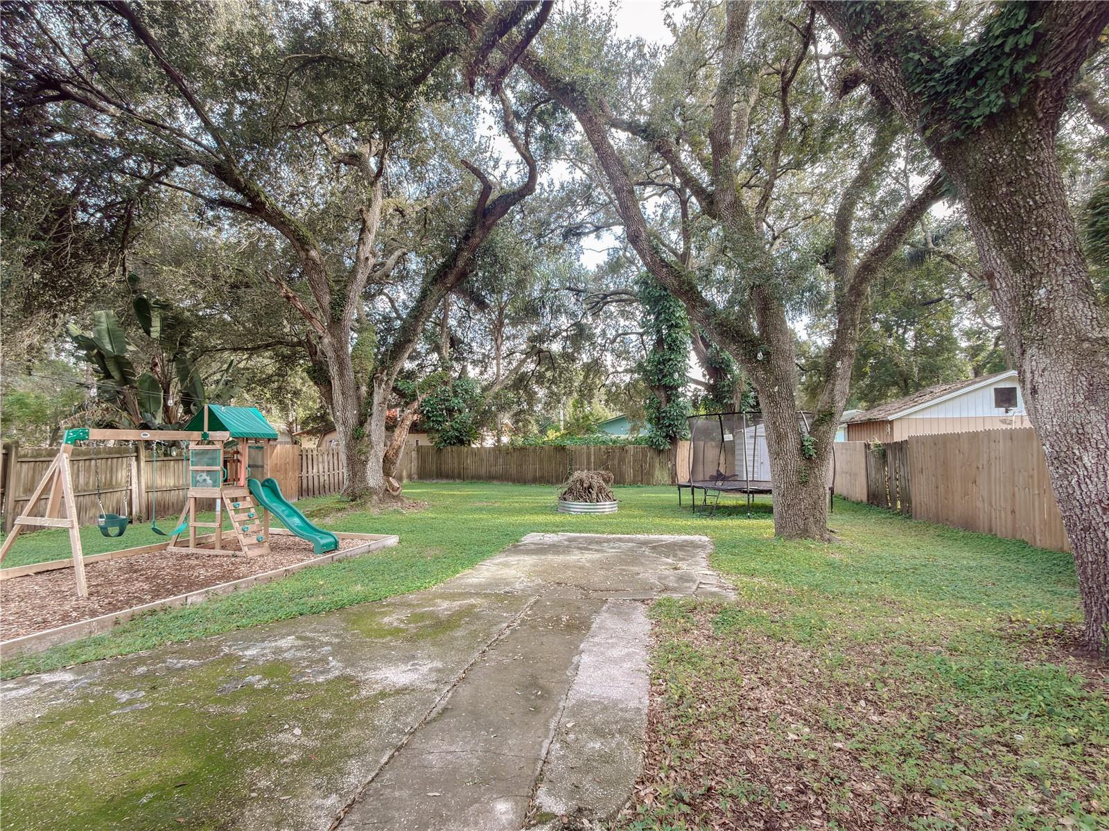 7413 Lakeshore Dr Property Photo 19