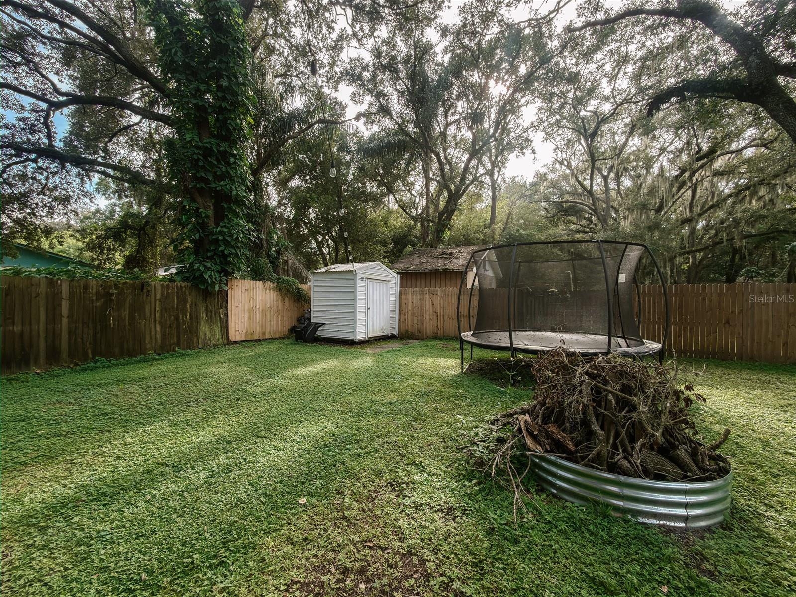 7413 Lakeshore Dr Property Photo 20