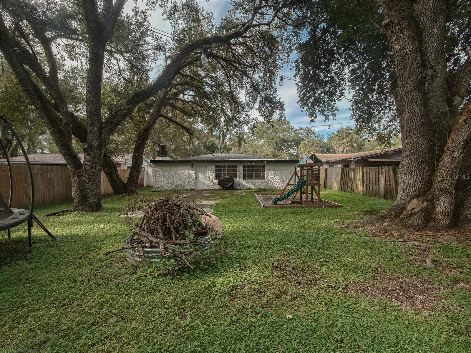7413 Lakeshore Dr Property Photo 21