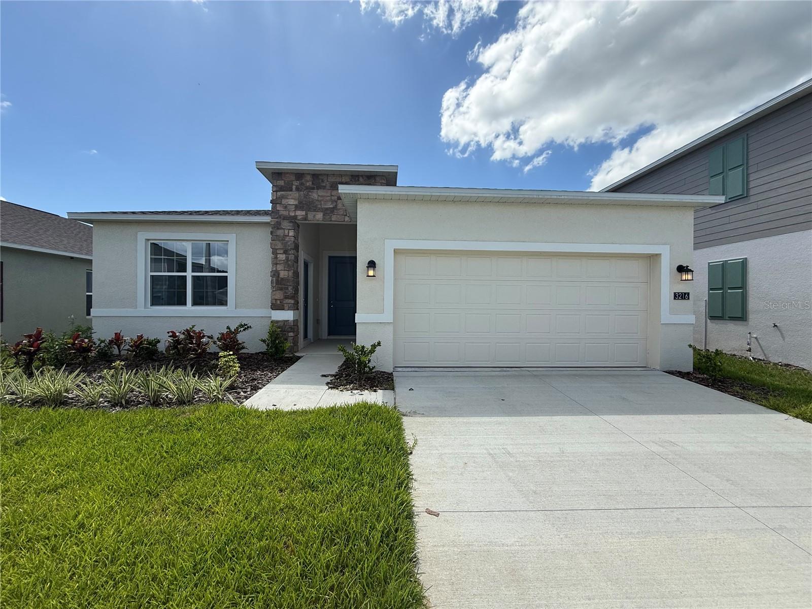 3216 ALPINE WAY #A Property Photo 1