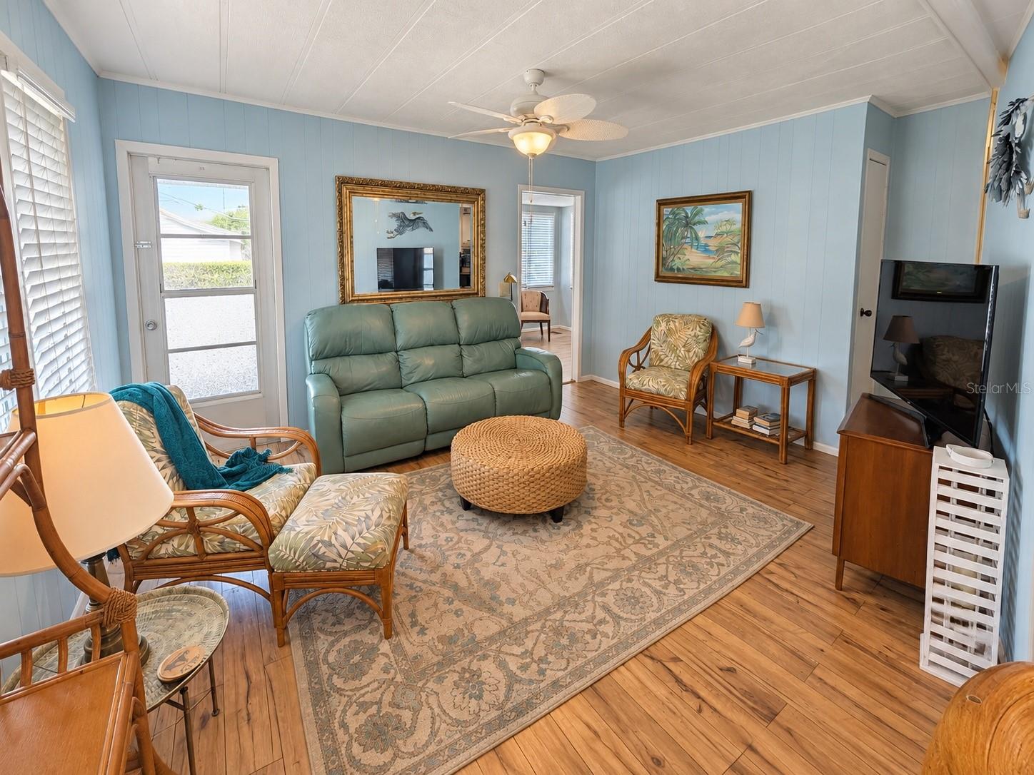 419 Sinclair Cir Property Photo 8