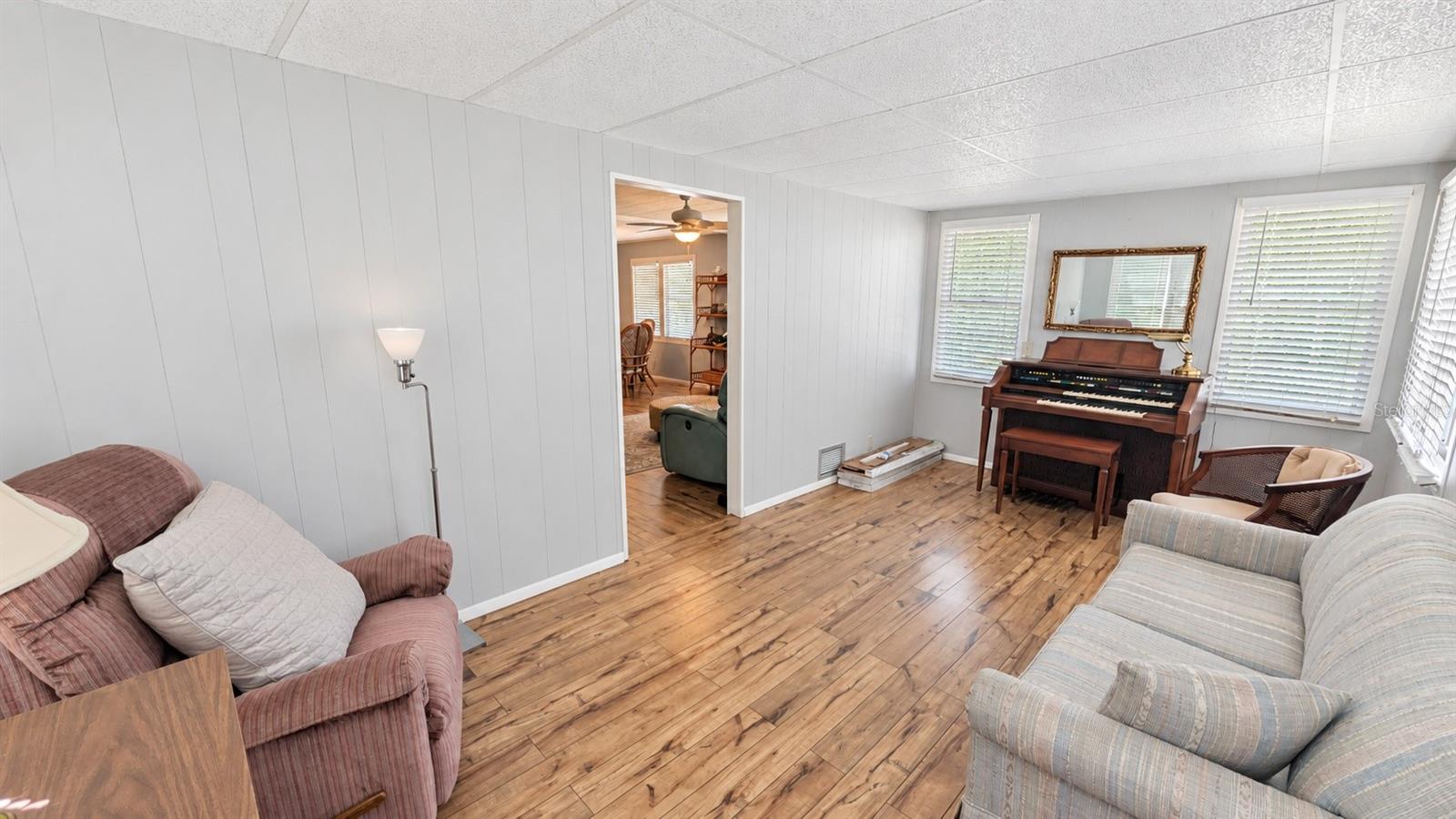 419 Sinclair Cir Property Photo 11