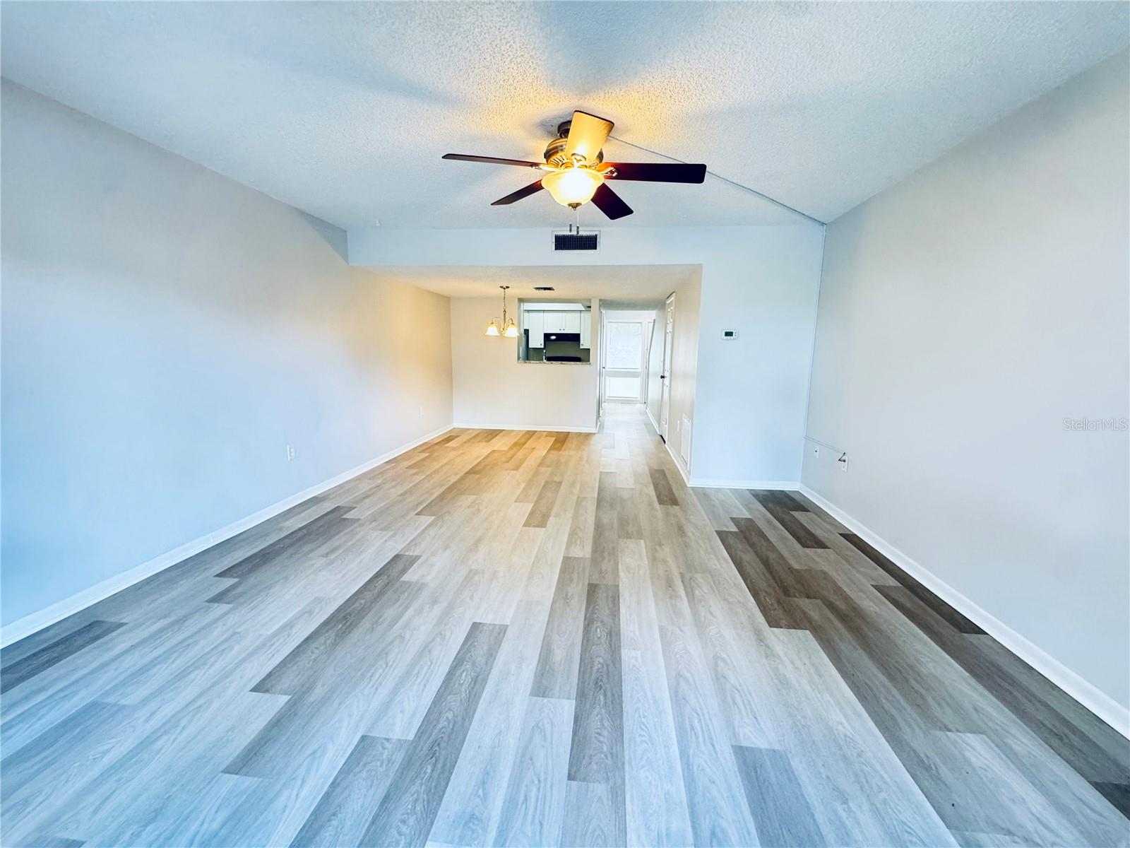 5089 Eaglesmere Dr #d09 Property Photo 4