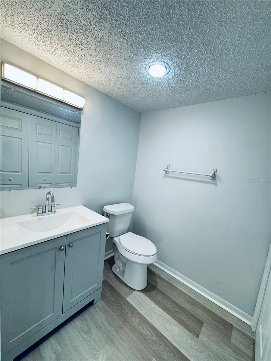 5089 Eaglesmere Dr #d09 Property Photo 8