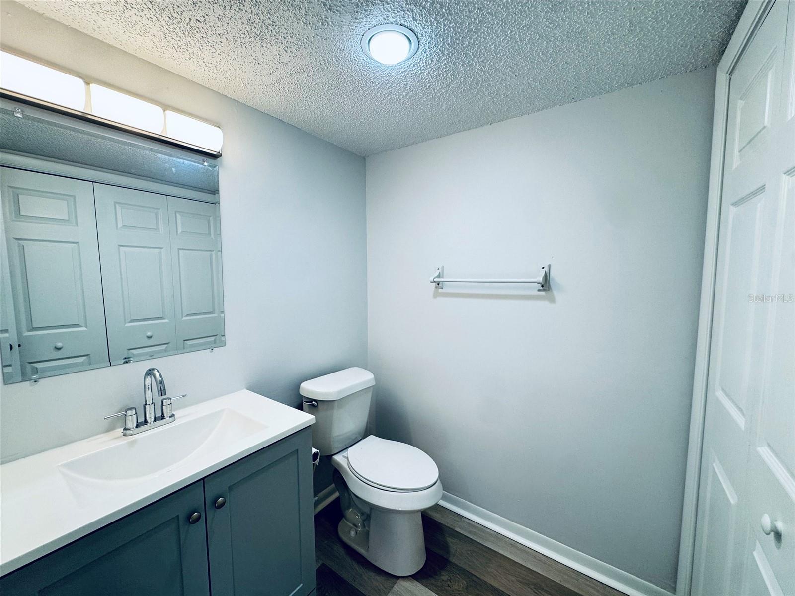 5089 Eaglesmere Dr #d09 Property Photo 9